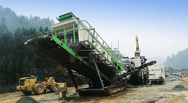 時產值近600萬！山美移動式破碎篩分一體站助力江蘇高碳鉻鐵礦破碎項目建設